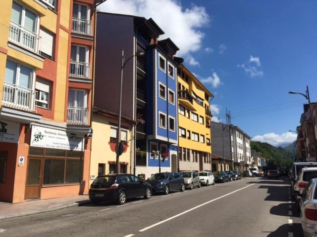 Apartamento Delia Onís Zewnętrze zdjęcie